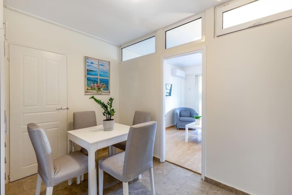 Glyfada Center Sea View Apt Lägenhet Aten Exteriör bild