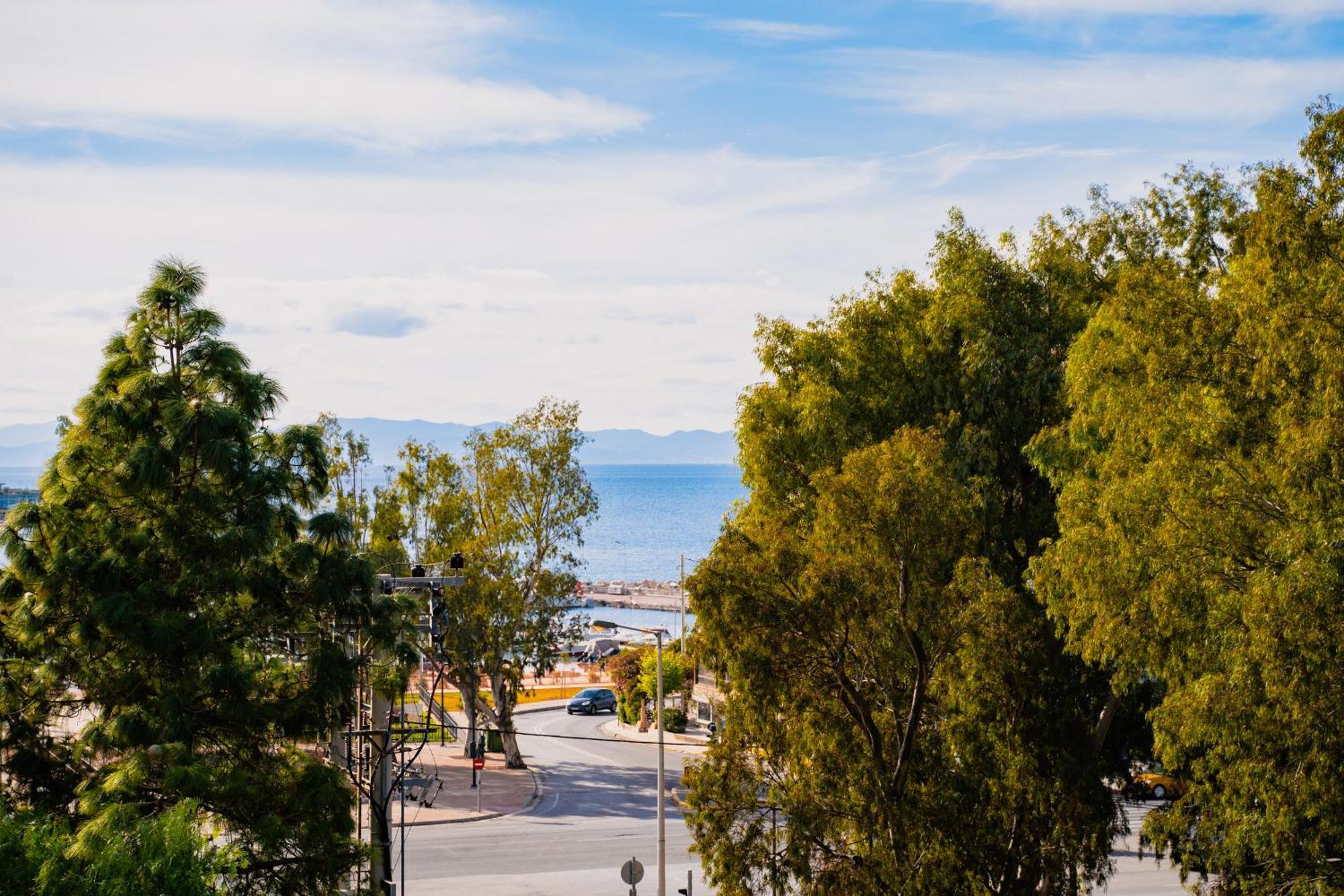 Glyfada Center Sea View Apt Lägenhet Aten Exteriör bild